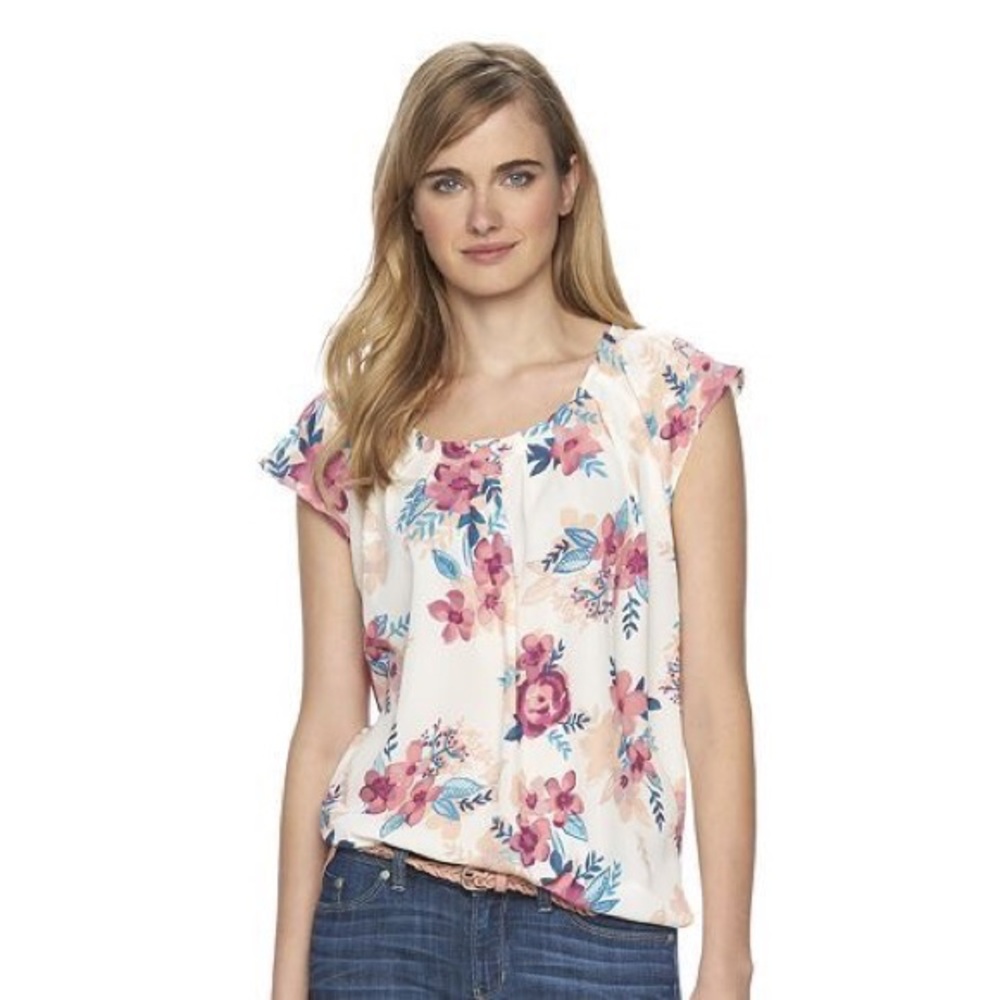 🦔 3/$25 SALE! 🦔 Lauren Conrad Pleated Blouse